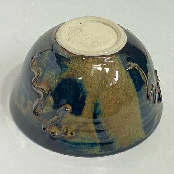 Studio Art Pottery Navy Blue Brown Glossy Textured Glazed Bowl 5.75” x 3” Signed - Picture 12 of 16